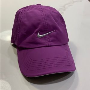 Nike Hat • Never Worn